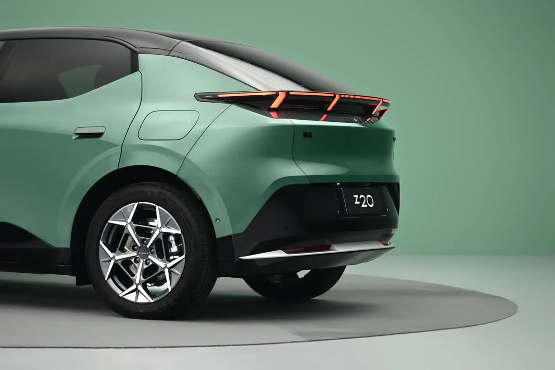 領(lǐng)克Z20新版型上市 純電續(xù)航430km/上新限時(shí)價(jià)10.99萬(wàn)元起